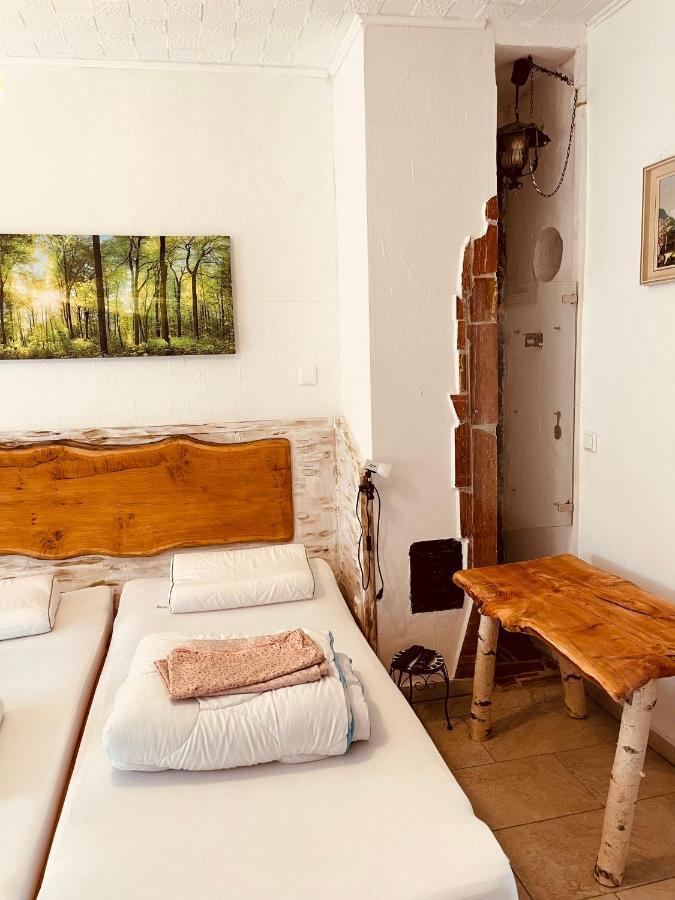 Natur Und Neckarblick Bei Heidelberg Hirschhorn Esterno foto